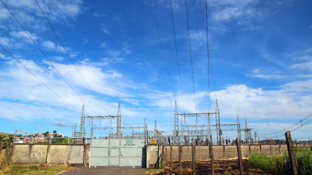 Problema em linha de distribuição suspende fornecimento de energia no Parque Jardim da Serra 1 cemig priamo