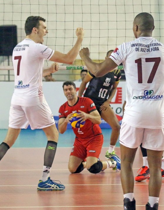 Leonardo Costa/10-01-15