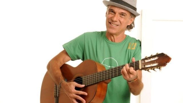 Homenagem a um homem múltiplo 1 carlinhos vergueiro interpreta alguns classicos de paulo vanzolini morto em 20131