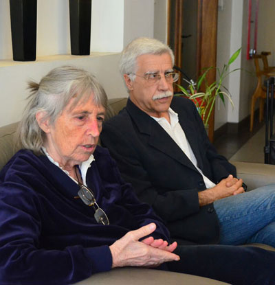 Ute Cramer, da Aliança pela Infância no Brasil, e o pedadogo José Pacheco divulgaram didática em JF