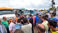 Reunião termina sem definição de novo bota-fora 3 cacambeiros olavo