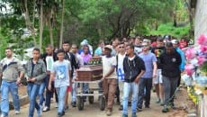 Corpo de jovem Matheus Goldoni é enterrado no Cemitério Municipal 2 enterro olavo 2