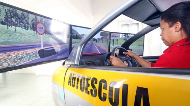 autoescola leo