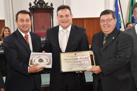 Coluna CR - 04-01-2015 15 aconteceu4