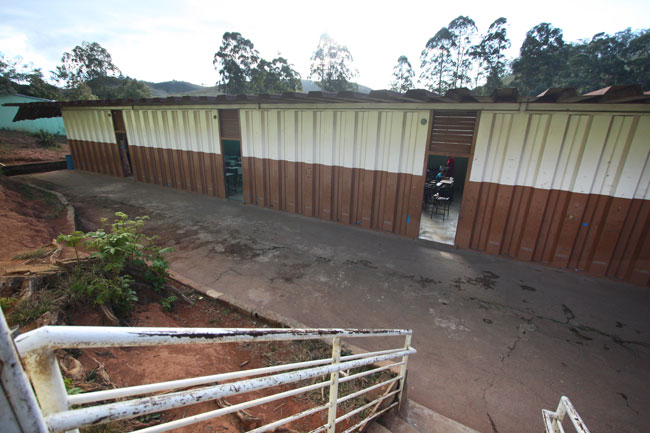 Investigação em escola contêiner 2 escola 2 felipe 14 07 14