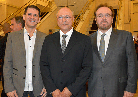 Coluna CR - 08-03-2015 7 1