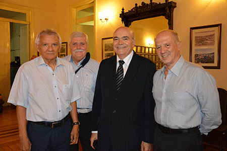 Coluna CR - 08-03-2015 8 9