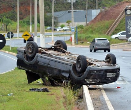 PM registra três capotamentos nesta manhã 1 acidente deusdetit olavo e1429709926701