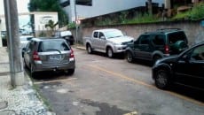 Moradora reclama de dificuldade de manobra no Bom Pastor 1 irineu marinho sem credito 6