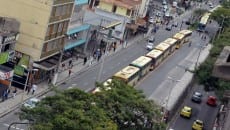 Mesmo com avanço, rodoviários paralisam serviços 5 onibus olavo 12