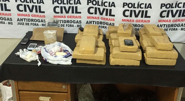 Empresário é preso com pasta base de cocaína 2 droga operacao da PC e1437056196839