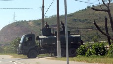 Bombeiros e militares do Exército combatem incêndio em área na Remonta 3 incendio 02 priamo