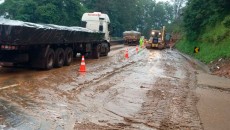 Forte chuva na madrugada causa estragos em cidades da região 9 040 divulgacao prf