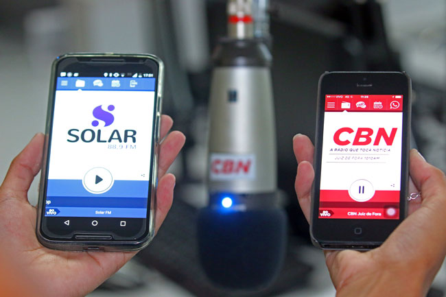 Apps estão disponíveis para smartphones e tablets com sistemas operacionais Android e iOS (Foto: Leonardo Costa)