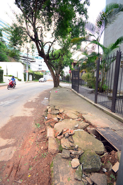 Moradores cobram providências por parte da Prefeitura (foto: OLAVO PRAZERES/22-01-16)
