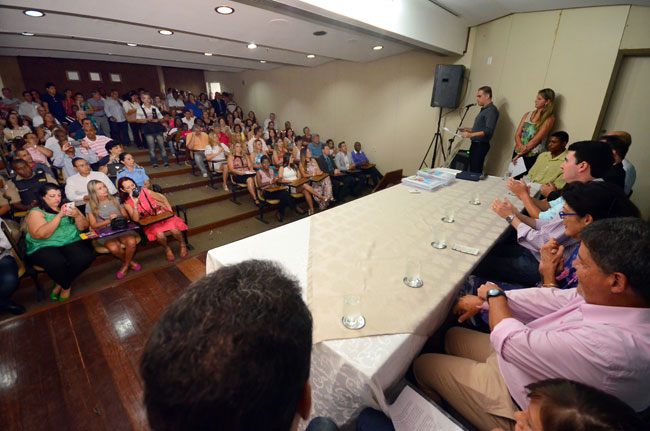 Cerimônia foi realizada no Anfiteatro da Prefeitura de Juiz de Fora (Foto: Olavo Prazeres/08-01-16)