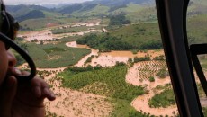 Forte chuva na madrugada causa estragos em cidades da região 1 galeria bombeiros