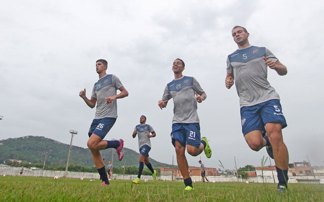 Rubens, Romário, Recife e Michel treinaram neste sábado (2). (Foto: Leonardo Costa/02-01-16)