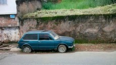 carro abandonado