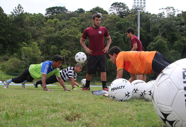futebol-fernando-materia