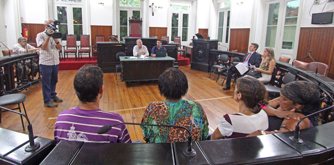 Sedecon cobra reparação; Oi vai avaliar cada caso 1 Audiência foi realizada nesta segunda-feira (Foto: Leonardo Costa/07-03-16)