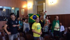 Grupo faz manifestação contra o governo Dilma no Parque Halfeld 4 galeria 1 fernando