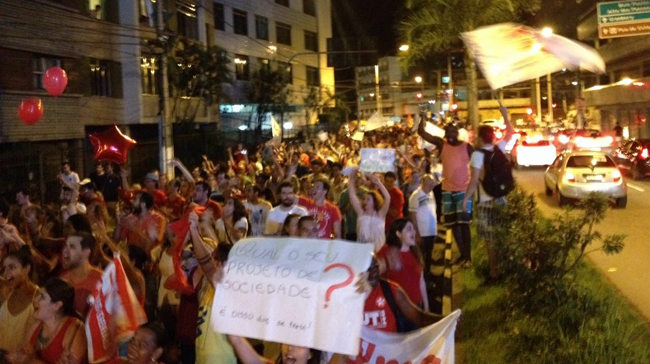 Manifestação em Juiz de Fora presta apoio à presidente Dilma 1 Foto: Fernando Priamo/18-03-16