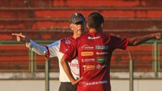 Osmar foi titular do Tupi desde que chegou ao clube, em janeiro de 2015 (Foto: Leonardo Costa/tupifc.esp.br)