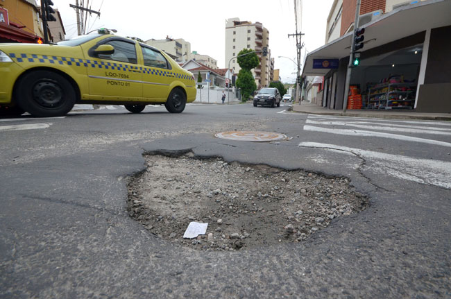 Foto: Olavo Prazeres buraco-olavo-2