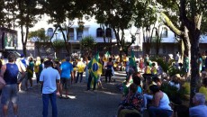 Galeria de imagens: atos pró e contra o impeachment em JF 8 galeria6 1