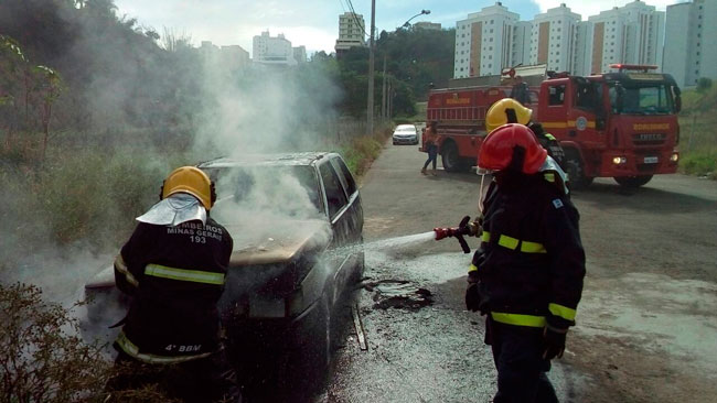 carro-queimado-fernando-5