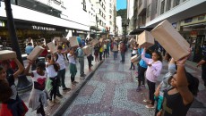 Estudantes realizam intervenção artística no Calçadão 1 danca 3 olavo2