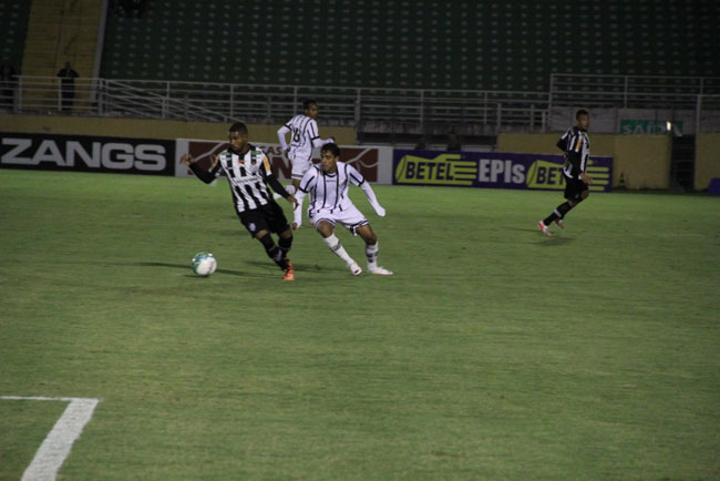 Novas falhas decretam terceira derrota carijó na Série B 1 tupi e bragantino fagner alves 1