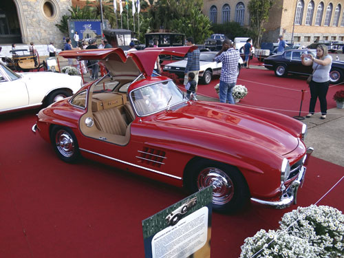 Preciosidades de Araxá 6 Mercedes300 SL Gullwing