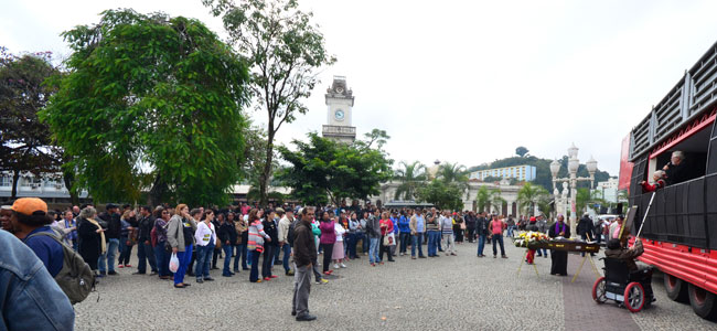 Servidores fazem mais um dia de manifestação e assembleia no Centro 2 assembleia1