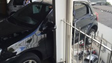 Carro fica pendurado em garagem de prédio 1 estacionamento sergio bara tratada 4