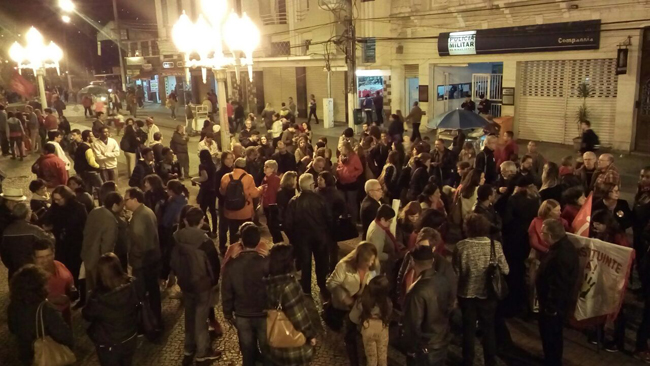 Centro de JF recebe ato contra Michel Temer 3 Foto: Fernando Priamo