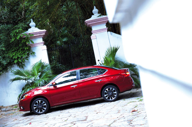 Nissan Sentra: topo interino 3 Divulgação