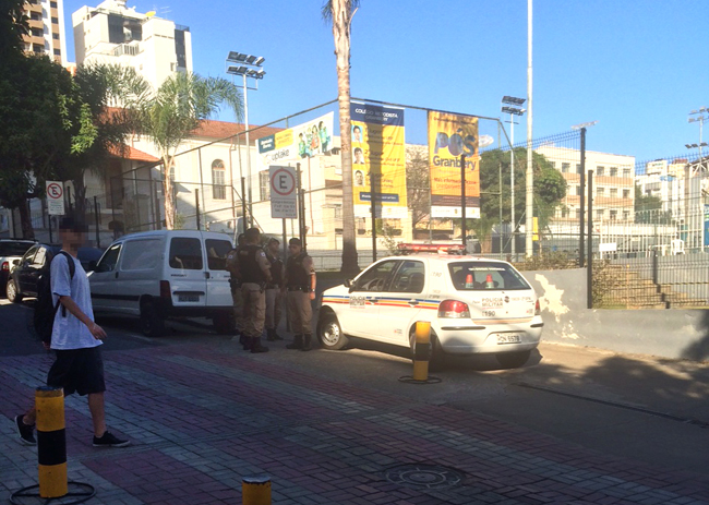 Expulsão de aluno volta a acirrar ânimos no Granbery 1 Polícia Militar foi acionada e compareceu ao local