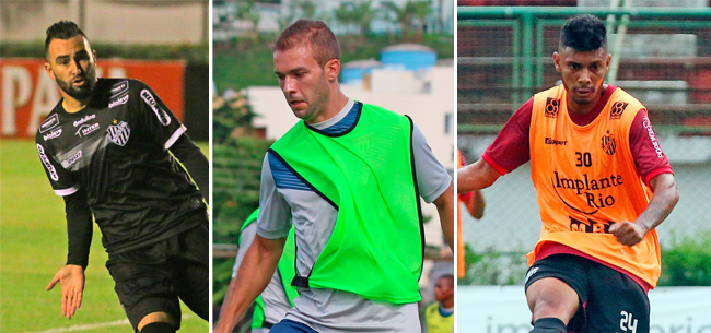 Tupi oficializa a saída de três jogadores 1 Thiago Silvy, Michel e Renato Silva não estavam sendo aproveitado no time titular com frequência (Fotos: Leonardo Costa)