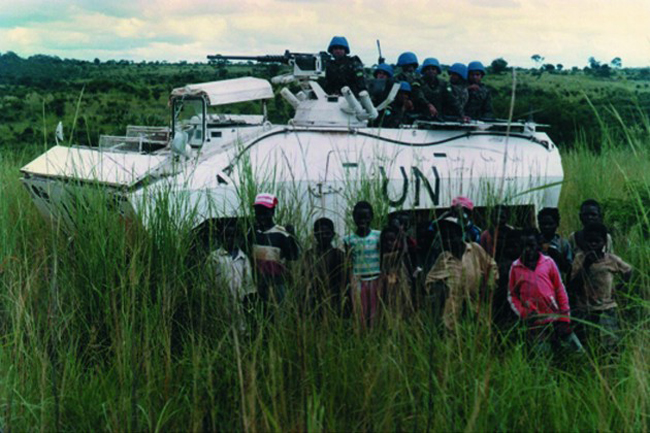 Mostra fotográfica comemora 20 anos de atuação dos militares brasileiros na Angola 3 Registro feito pelo militar Vicente Paulo da Silva (fonte site UFJF)