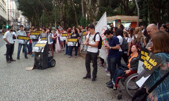 Estudantes e professores protestam contra “Escola sem Partido” 1 Foto: Leonardo Costa