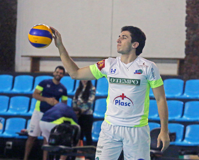JF Vôlei tem filho de técnico do Sada 1 Foto: Leonardo Costa/16-08-16