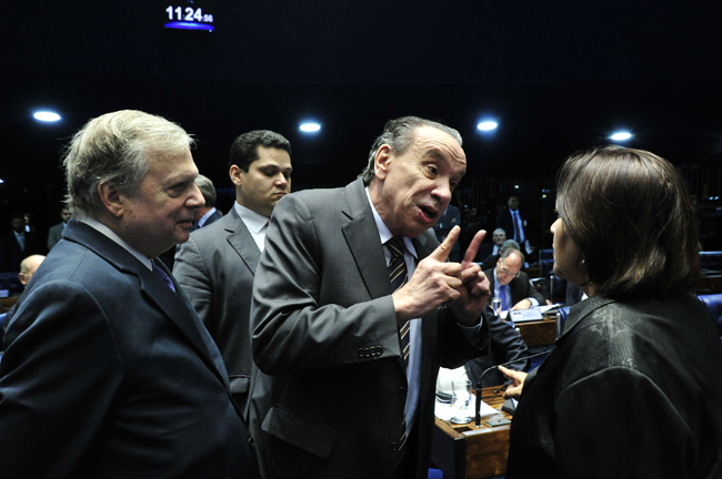 Discussão entre senadores suspende sessão por 5 minutos 1 (Foto: Geraldo Magela/Agência Senado)