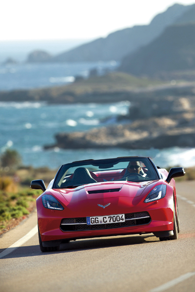 Chevrolet Corvette conversível, com 460 cv, mostra que americano também sabe fazer esportivo 2 vi130916 01