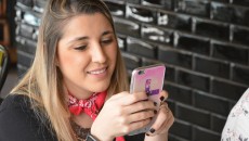 Profissão: digital influencer 5 backstage ca celular