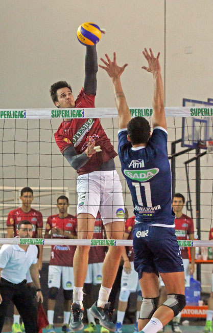 renan-jf-volei-leo