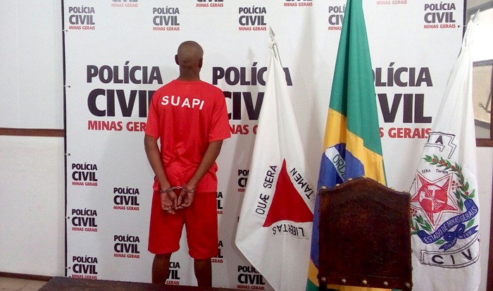 Civil apresenta suspeito de matar mulher 1 Motivação do crime teria sido a negativa do suspeito em pagar pelo programa (Foto: Vivia Lima/08-11-16)