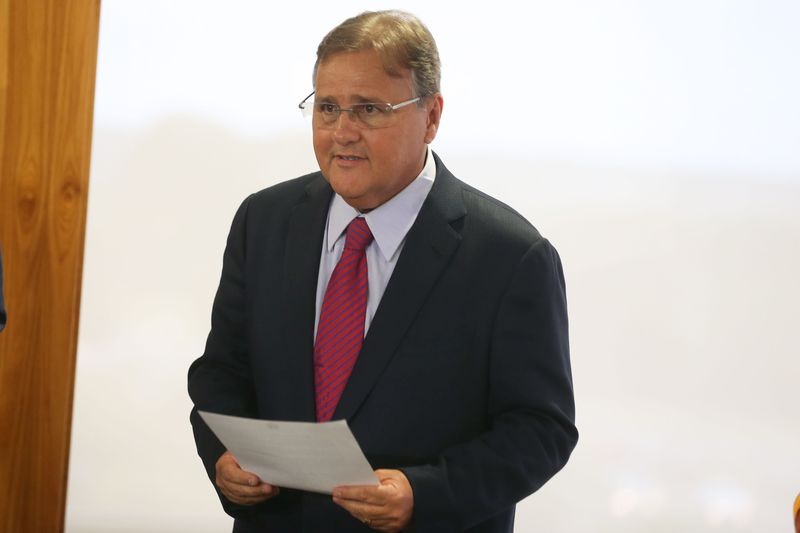 Geddel entrega carta de demissão e diz que Temer é 'fraterno amigo' 2 Valter Campanato/ABr