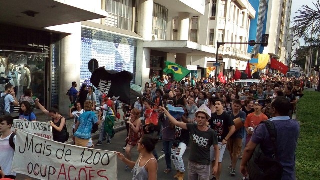 Manifestantes protestam no Dia Nacional de Greve 11 Fernando Priamo